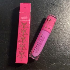 Jeffree Star Queen Supreme velour liquid lipstick
